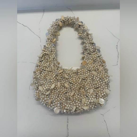 Viral Beaded Faux Pearl and Shell Shoulder Handbag - Picture 7 of 12
